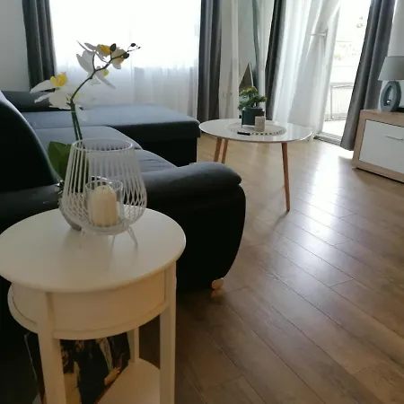 Gizmo Apartment *